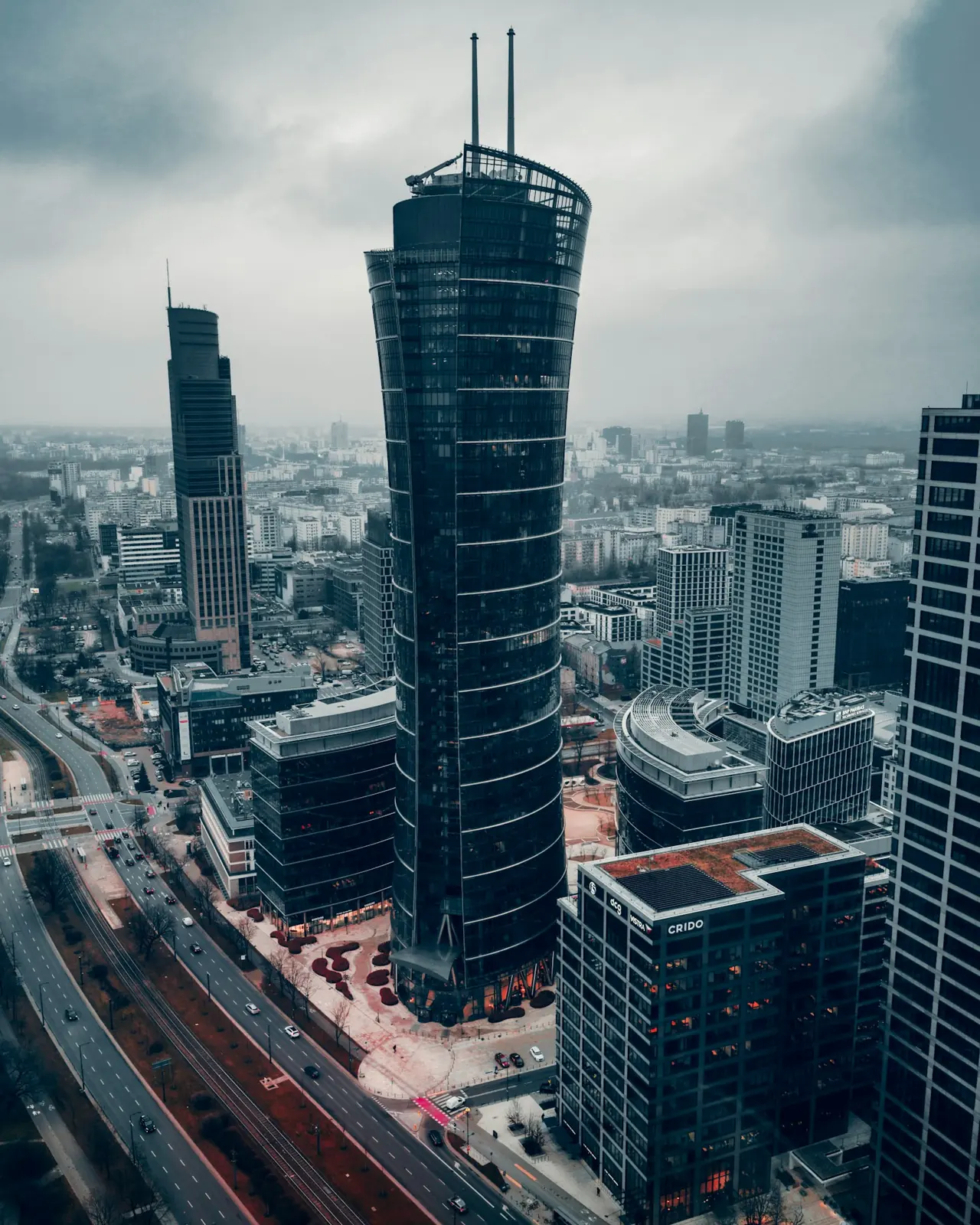 The sculptural glass architecture of Warsaw Spire